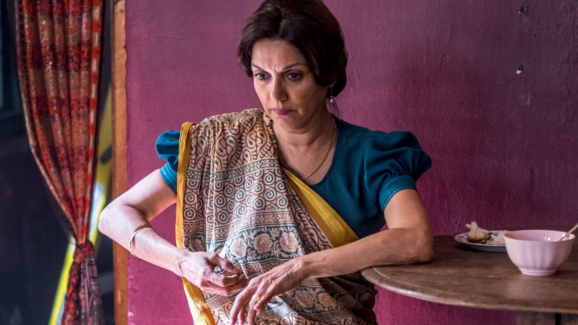 Indian Summers background