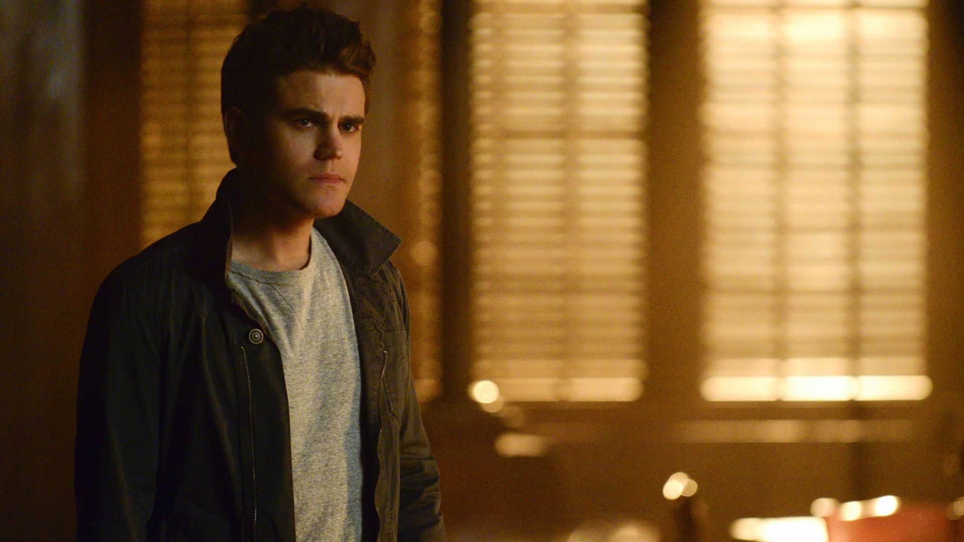 The Vampire Diaries background