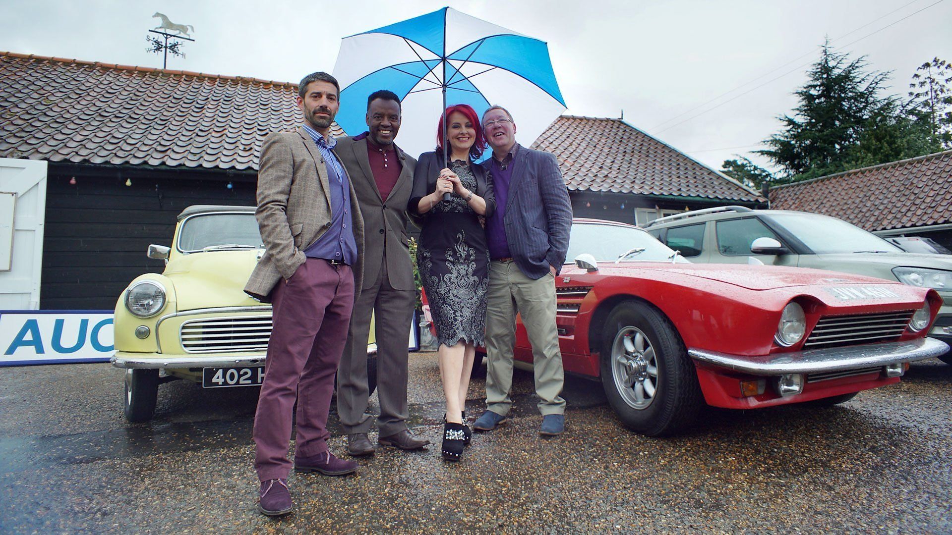 Celebrity Antiques Road Trip background