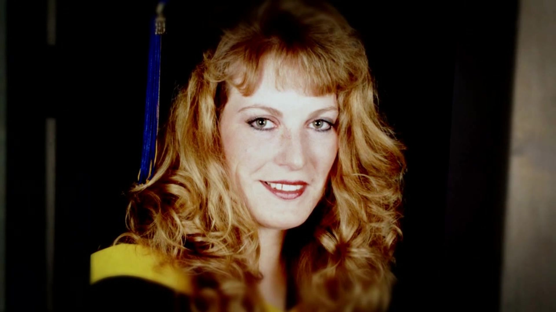 On the Case with Paula Zahn background