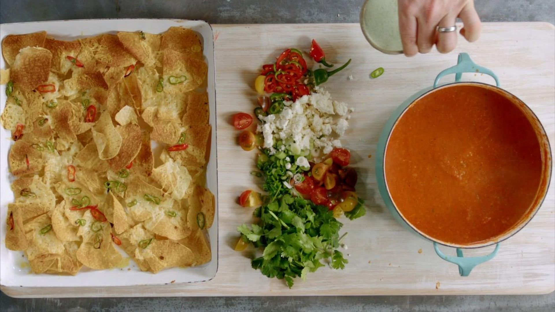 Jamie's 15-Minute Meals background