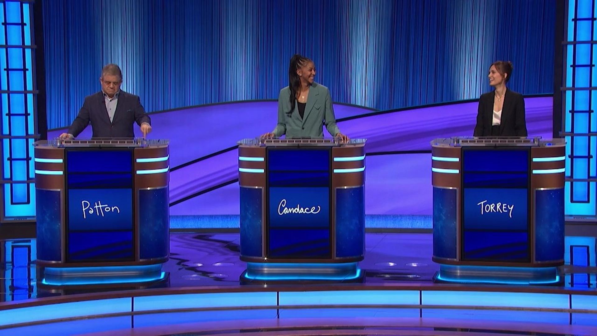 Celebrity Jeopardy! background
