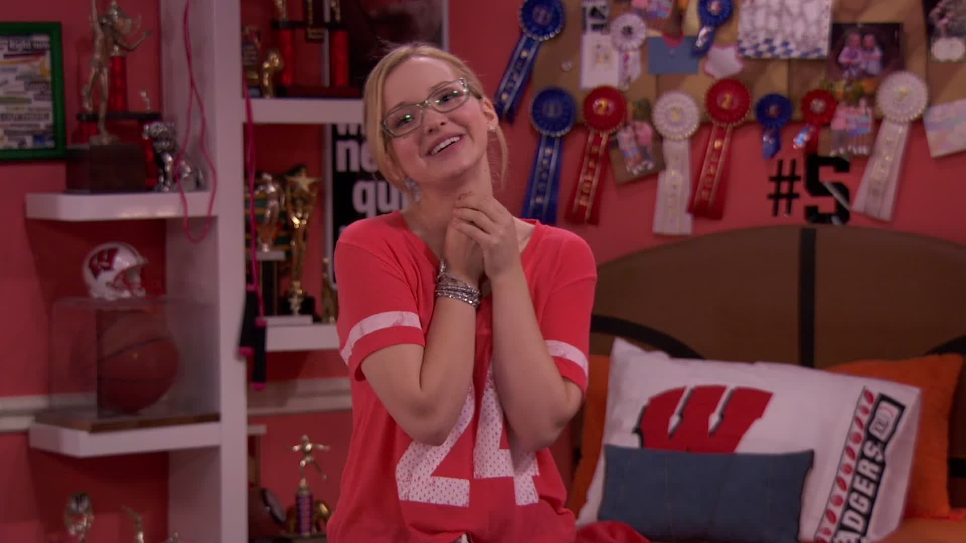 Liv and Maddie background