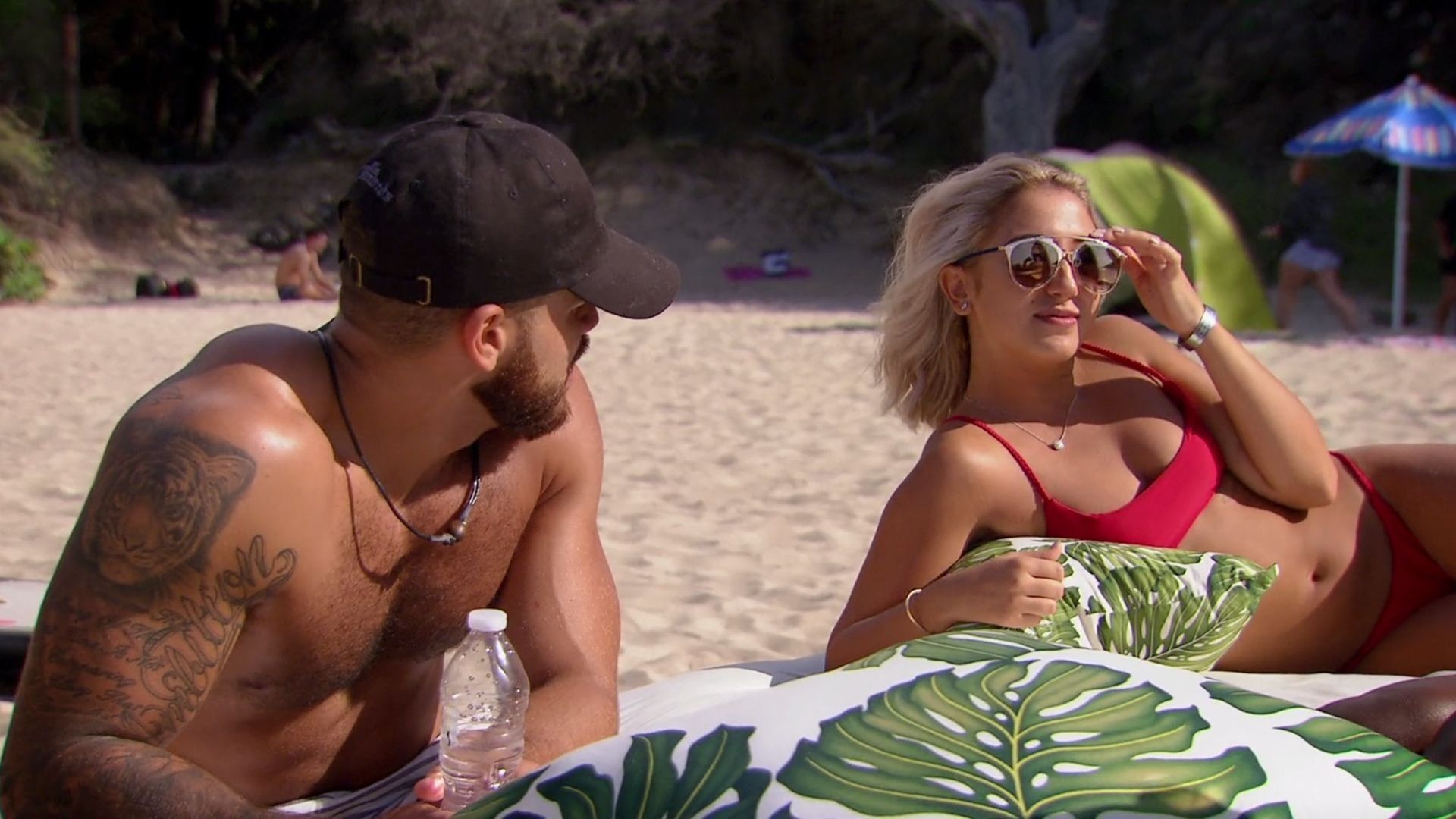 Ex on the Beach background