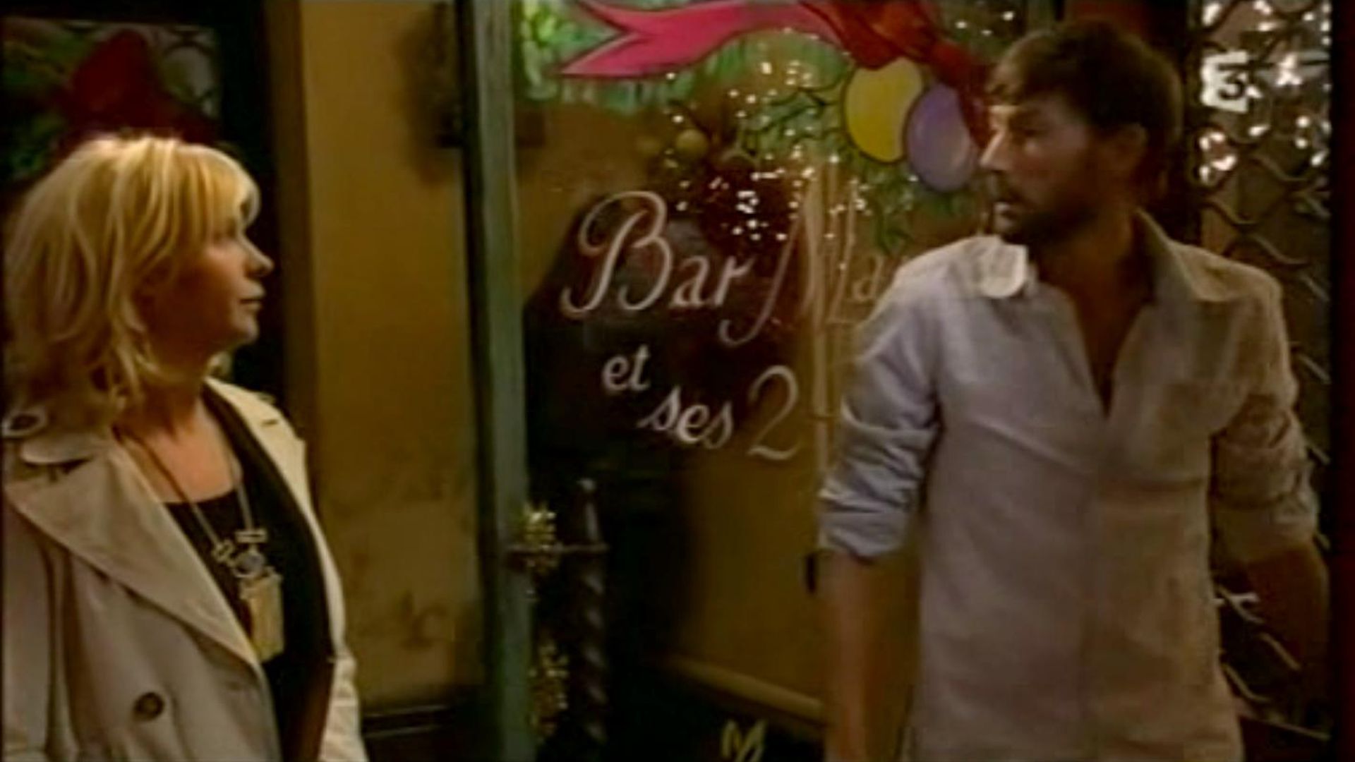Plus belle la vie background