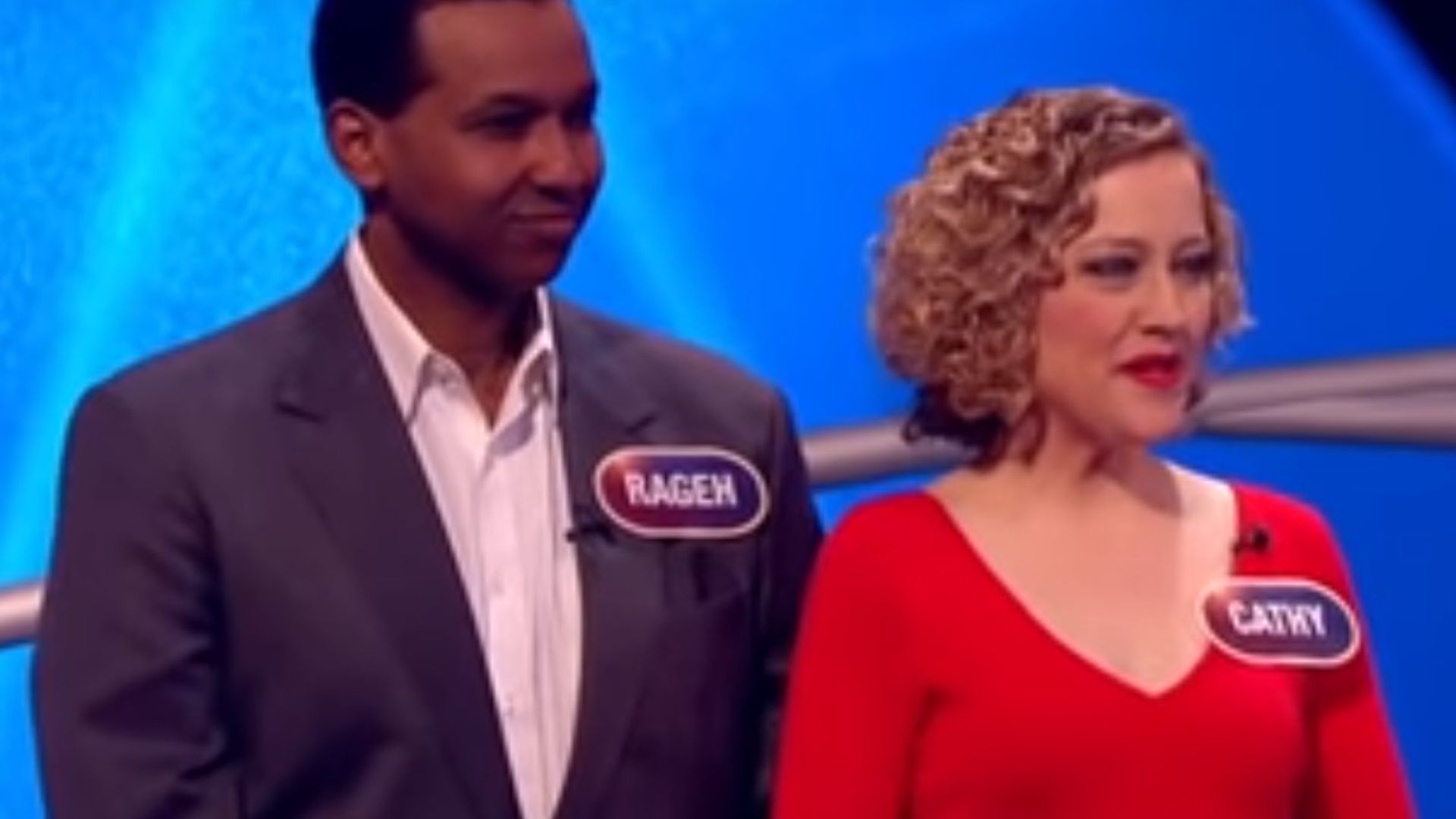 Pointless Celebrities background