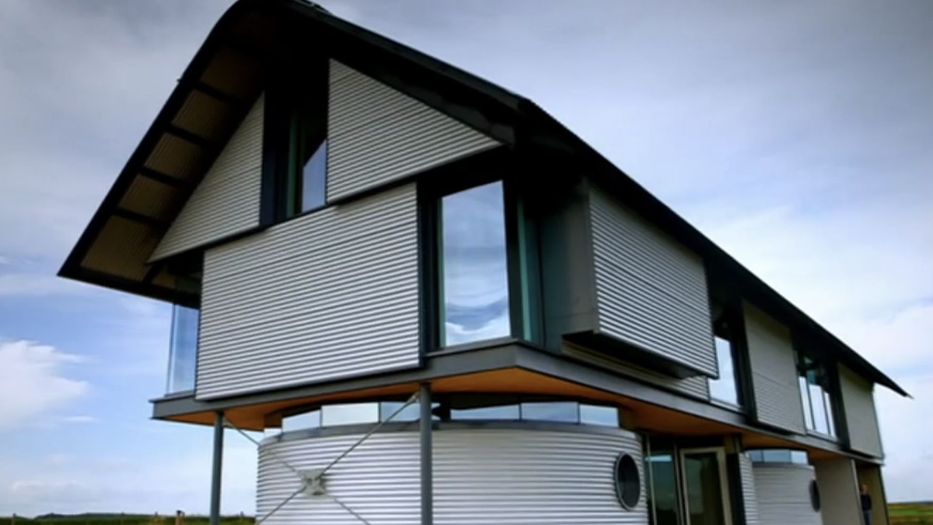 Grand Designs background