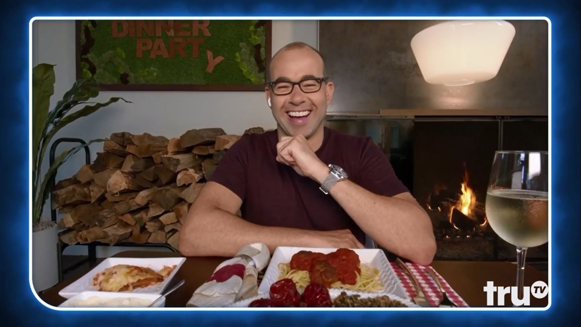 Impractical Jokers: Dinner Party background