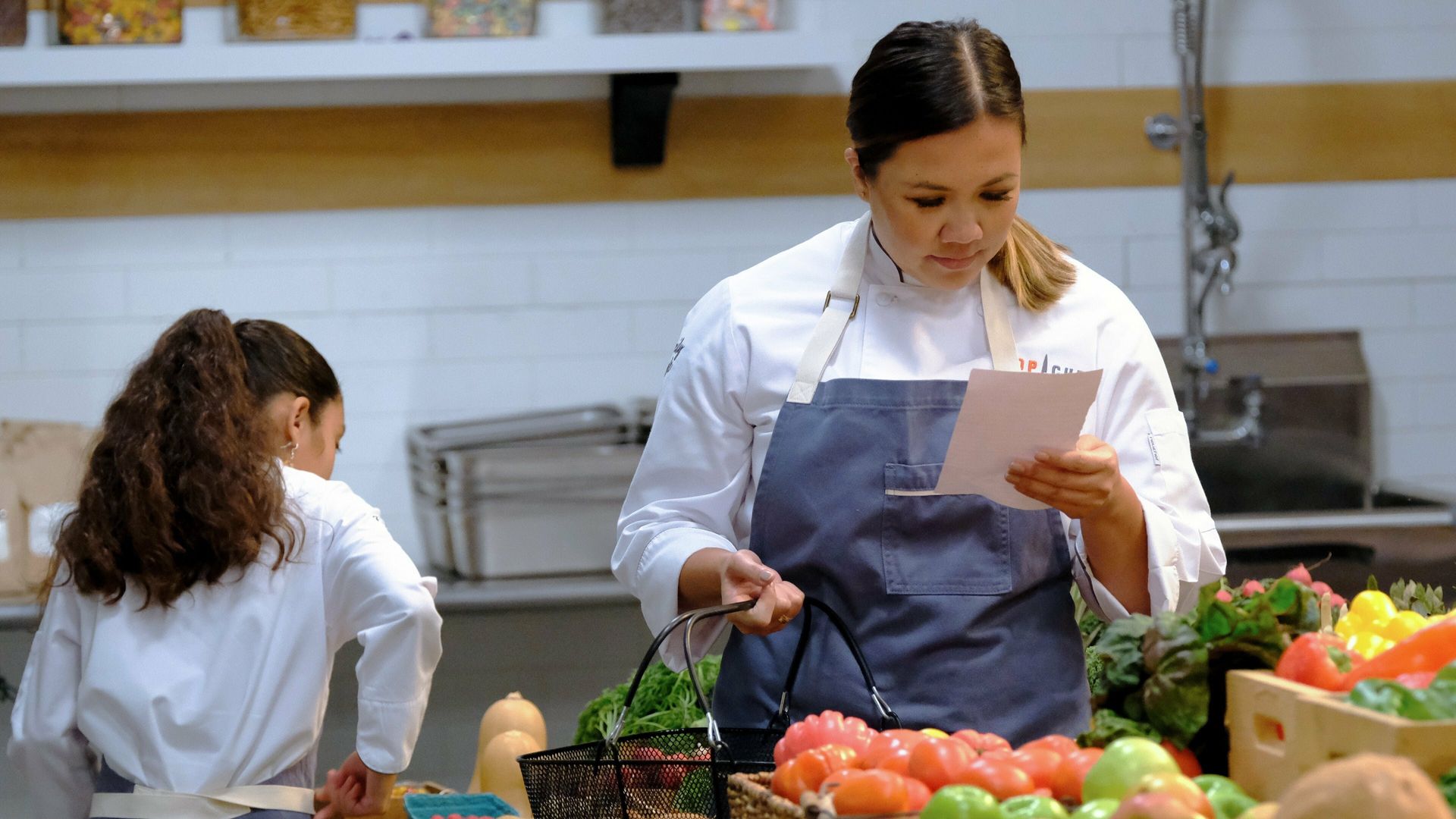 Top Chef Family Style background