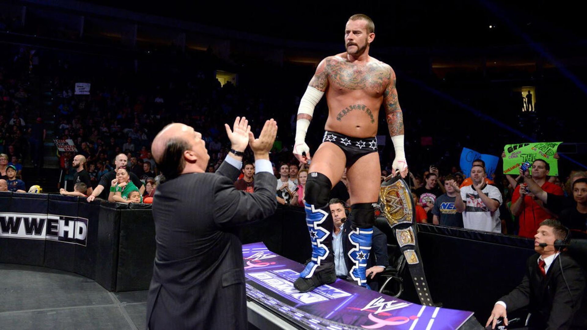 World Wrestling Federation Smackdown! background
