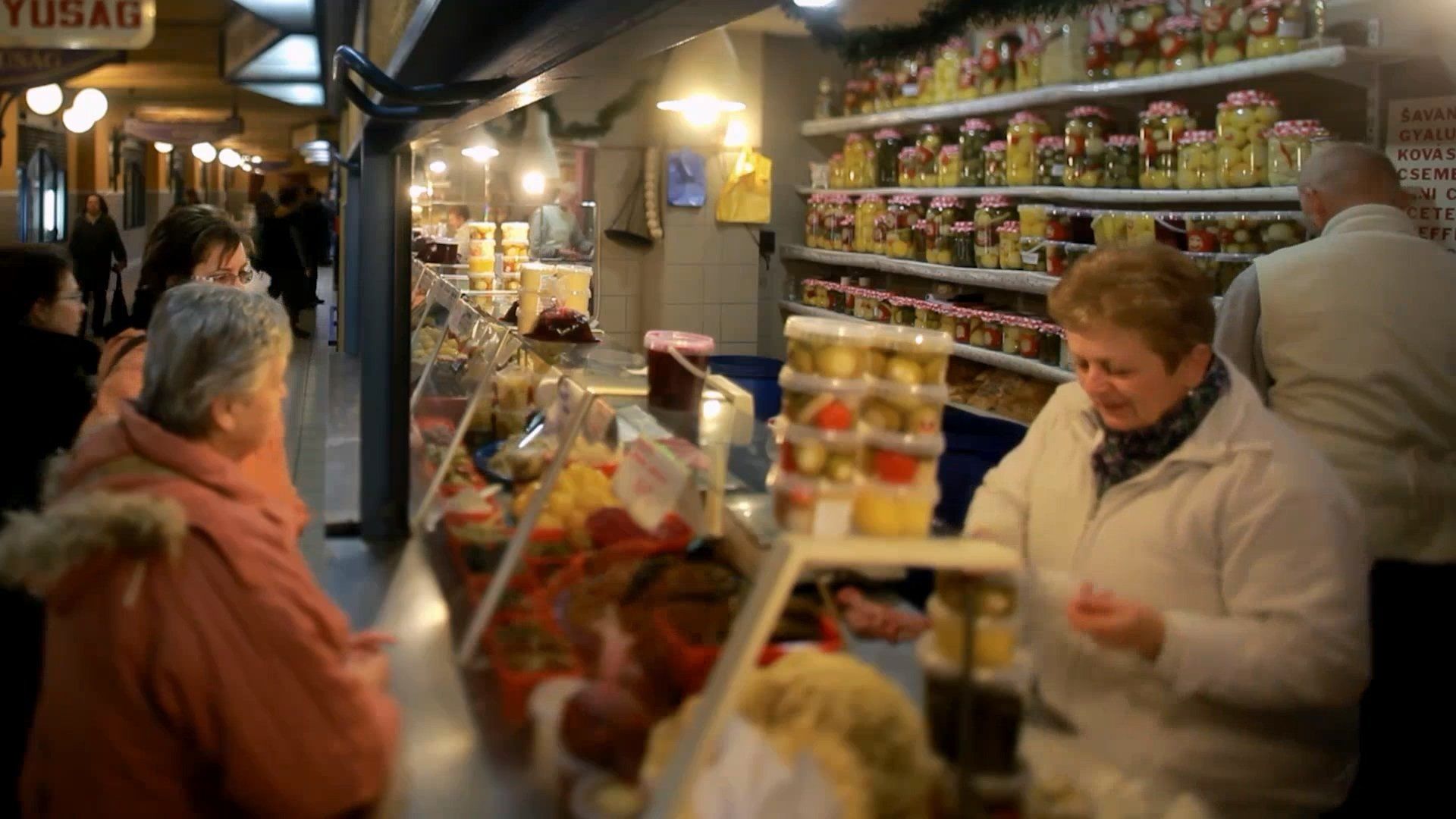 Food Markets: In the Belly of the City background