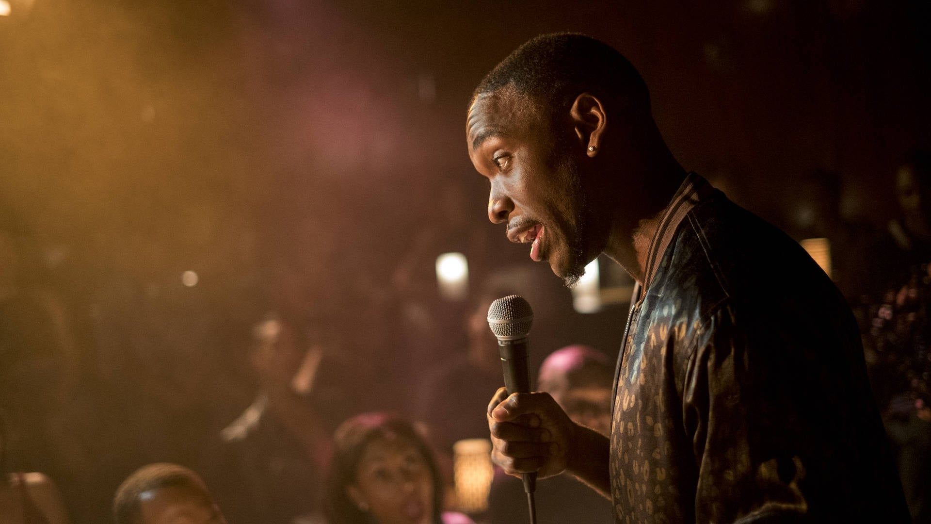 White Famous background