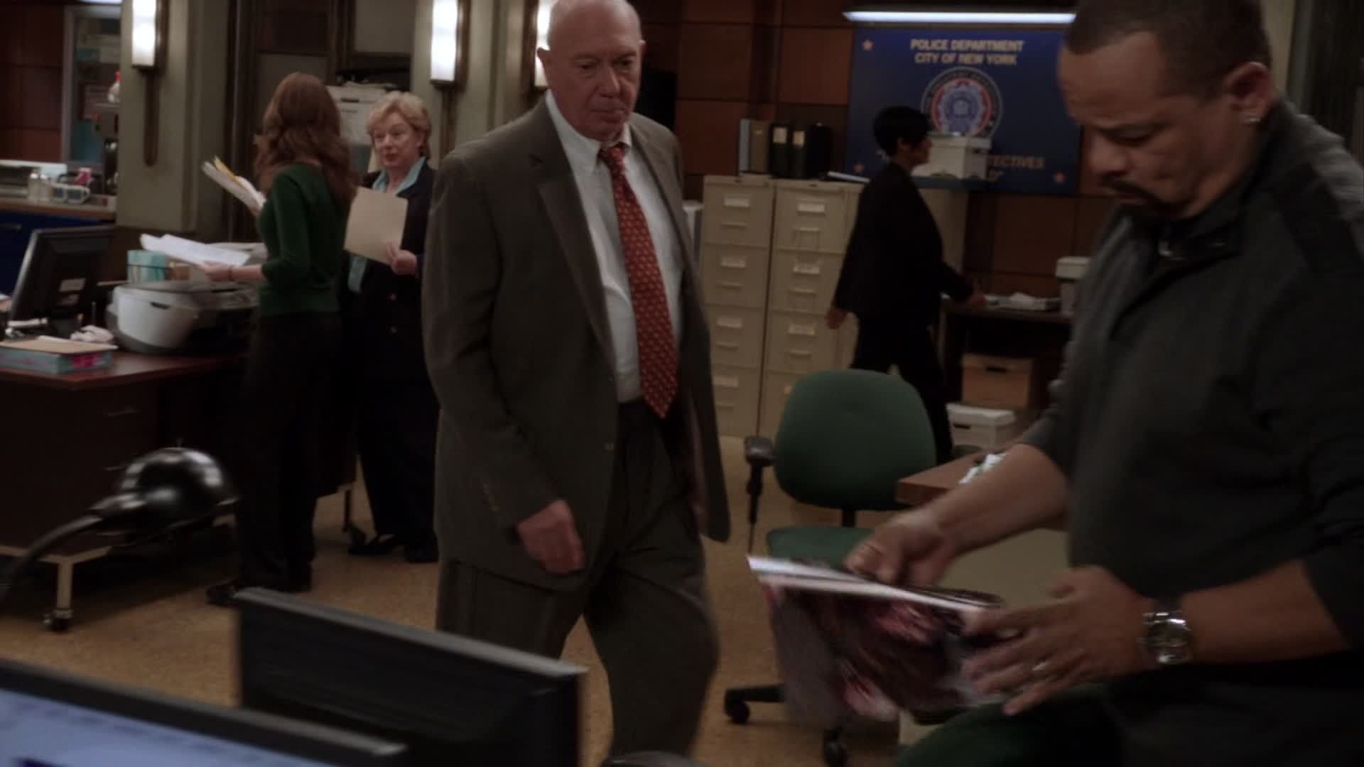 Law & Order: Special Victims Unit background