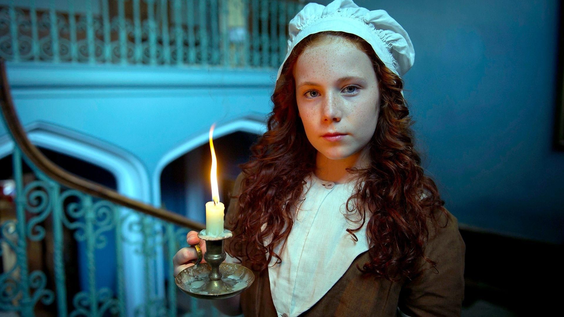 Hetty Feather background
