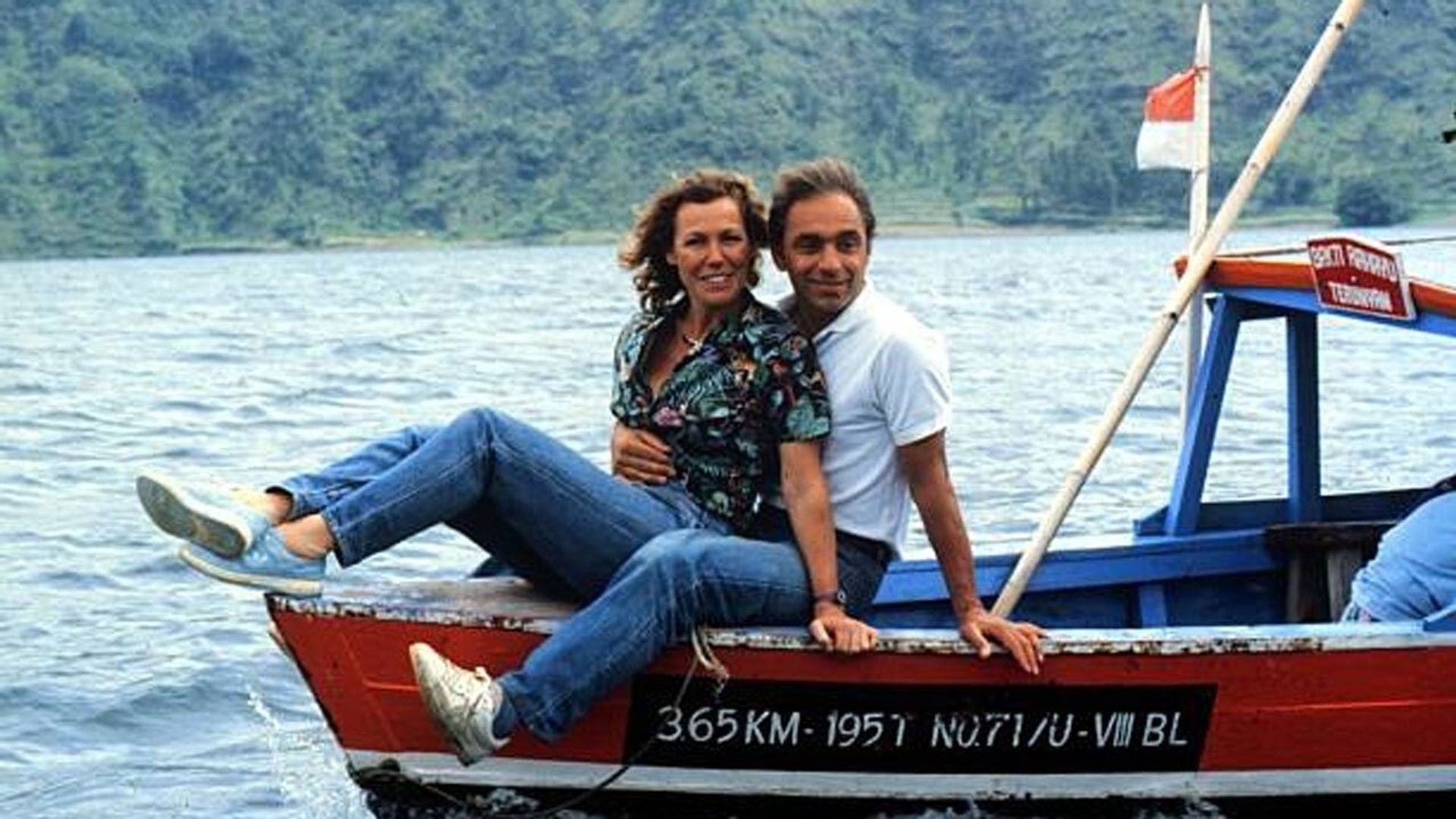 Das Traumschiff background