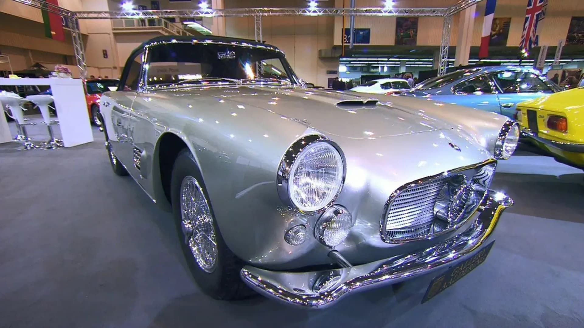 Million Dollar Car Hunters background