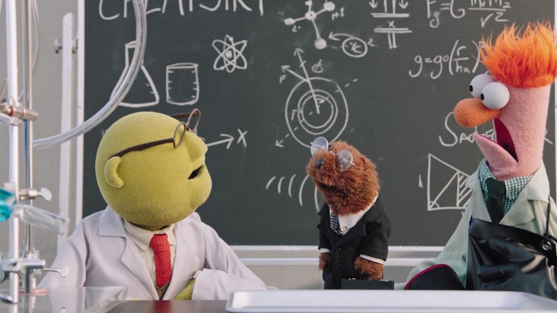 Muppets Now background