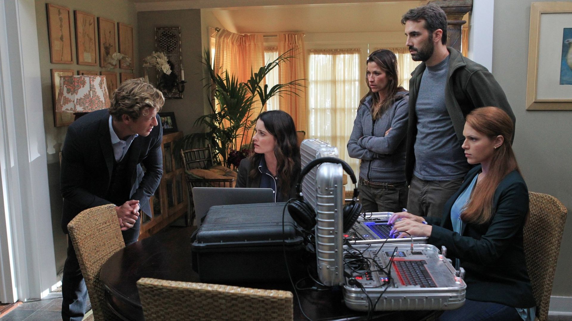 The Mentalist background
