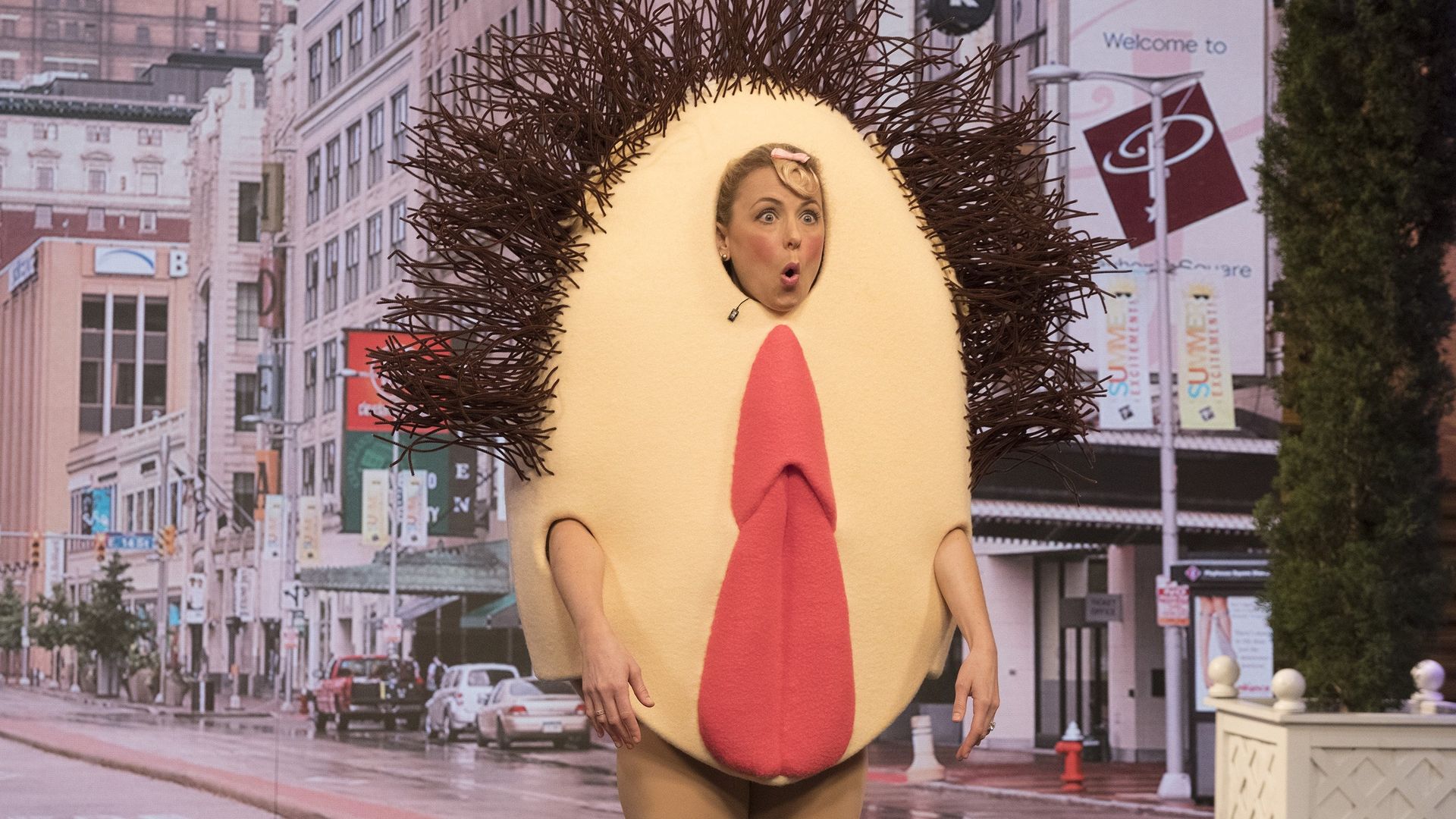 Truth & Iliza background