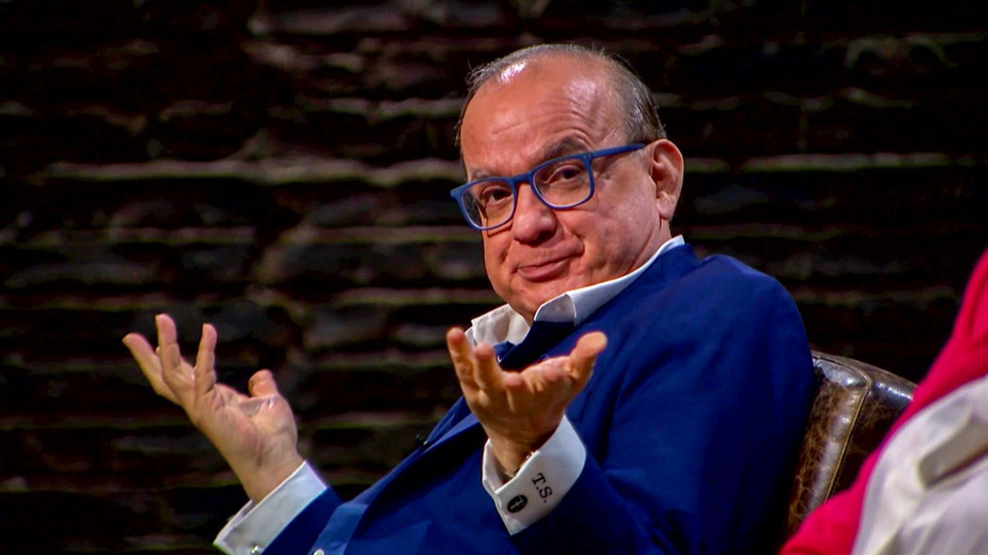 Dragons' Den background