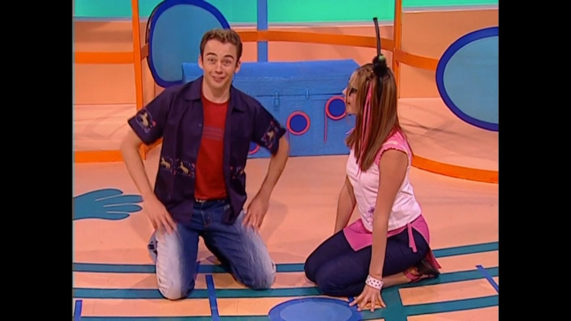 Hi-5 background