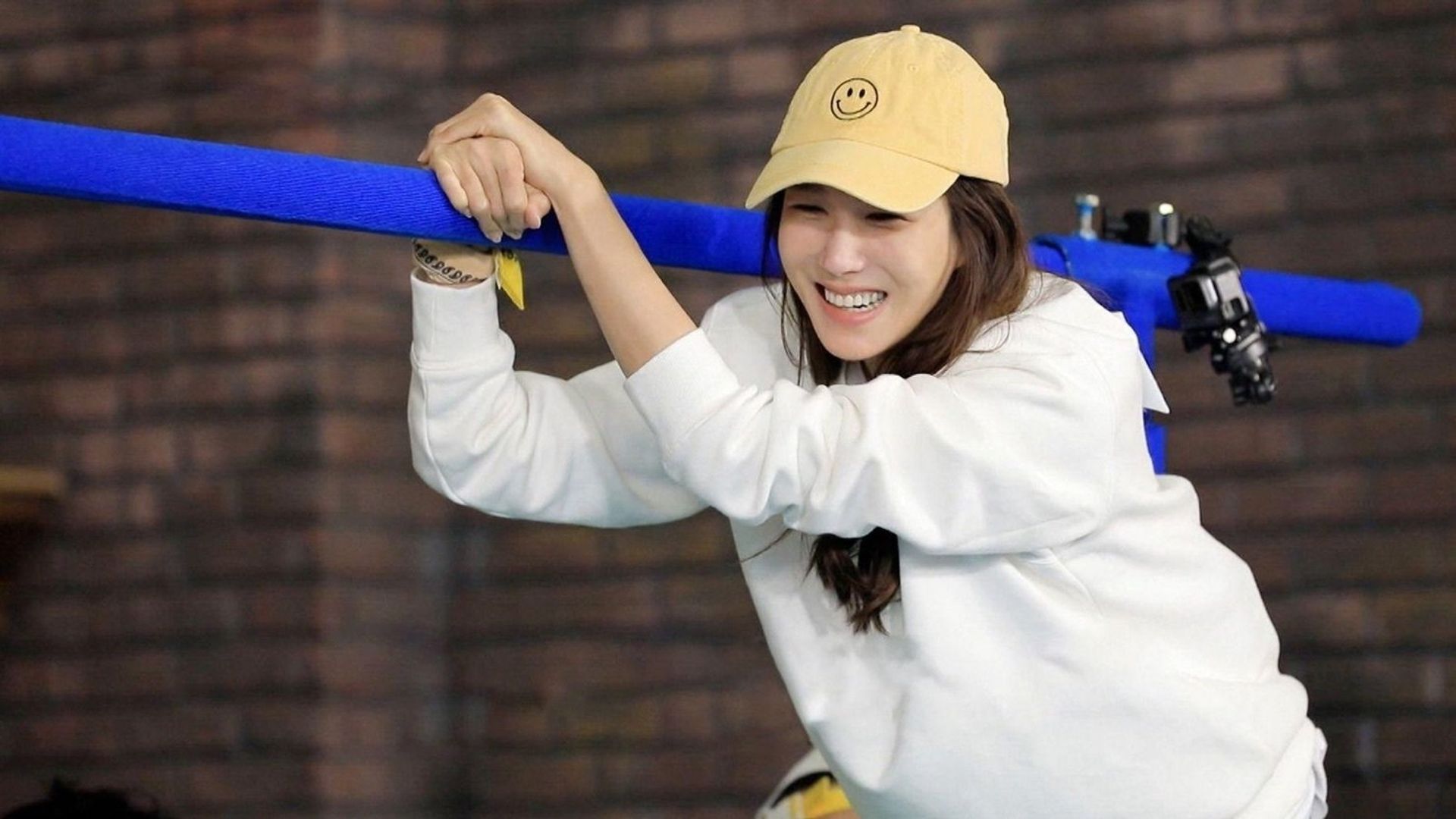 Running Man background