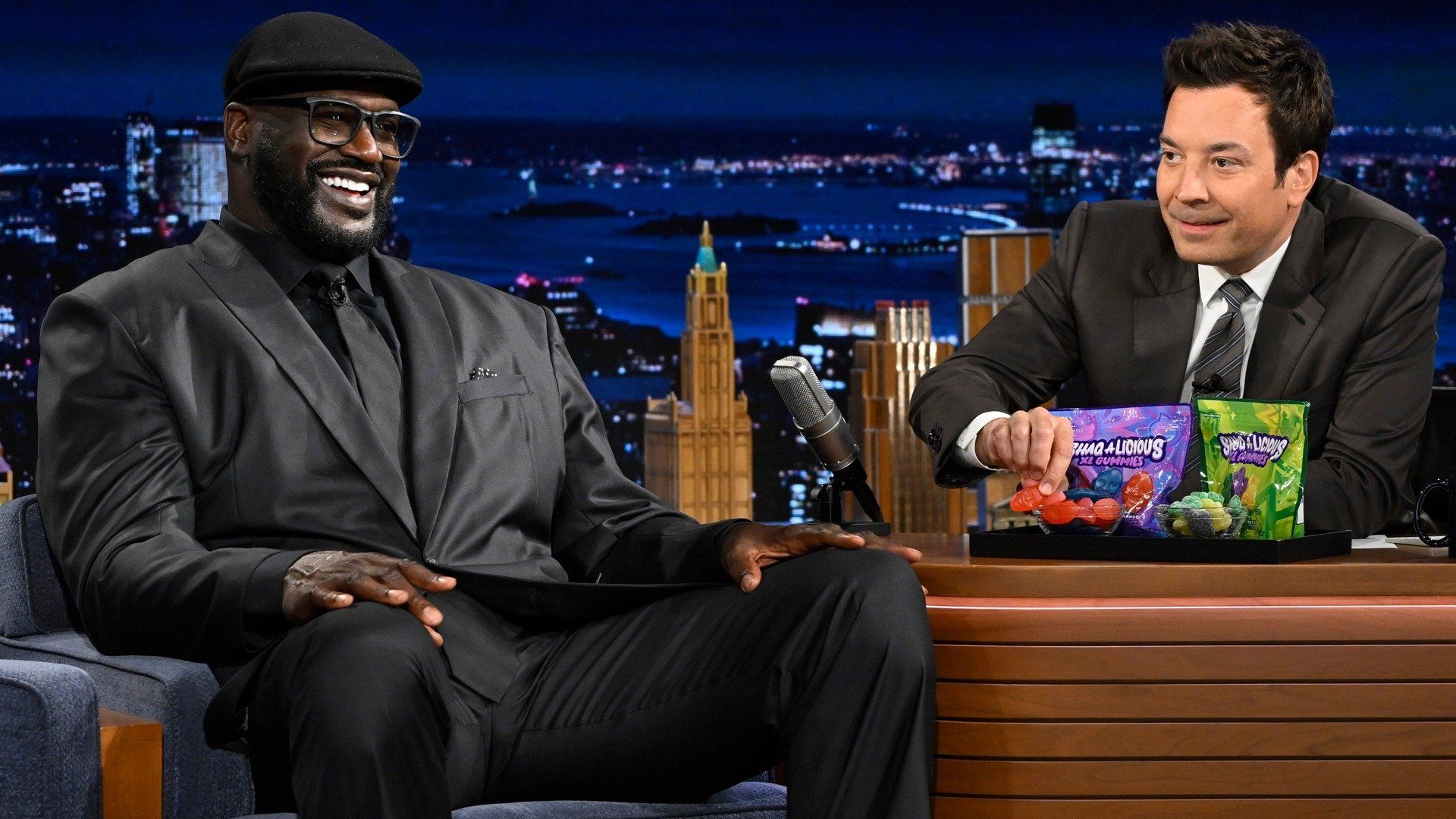 The Tonight Show Starring Jimmy Fallon background