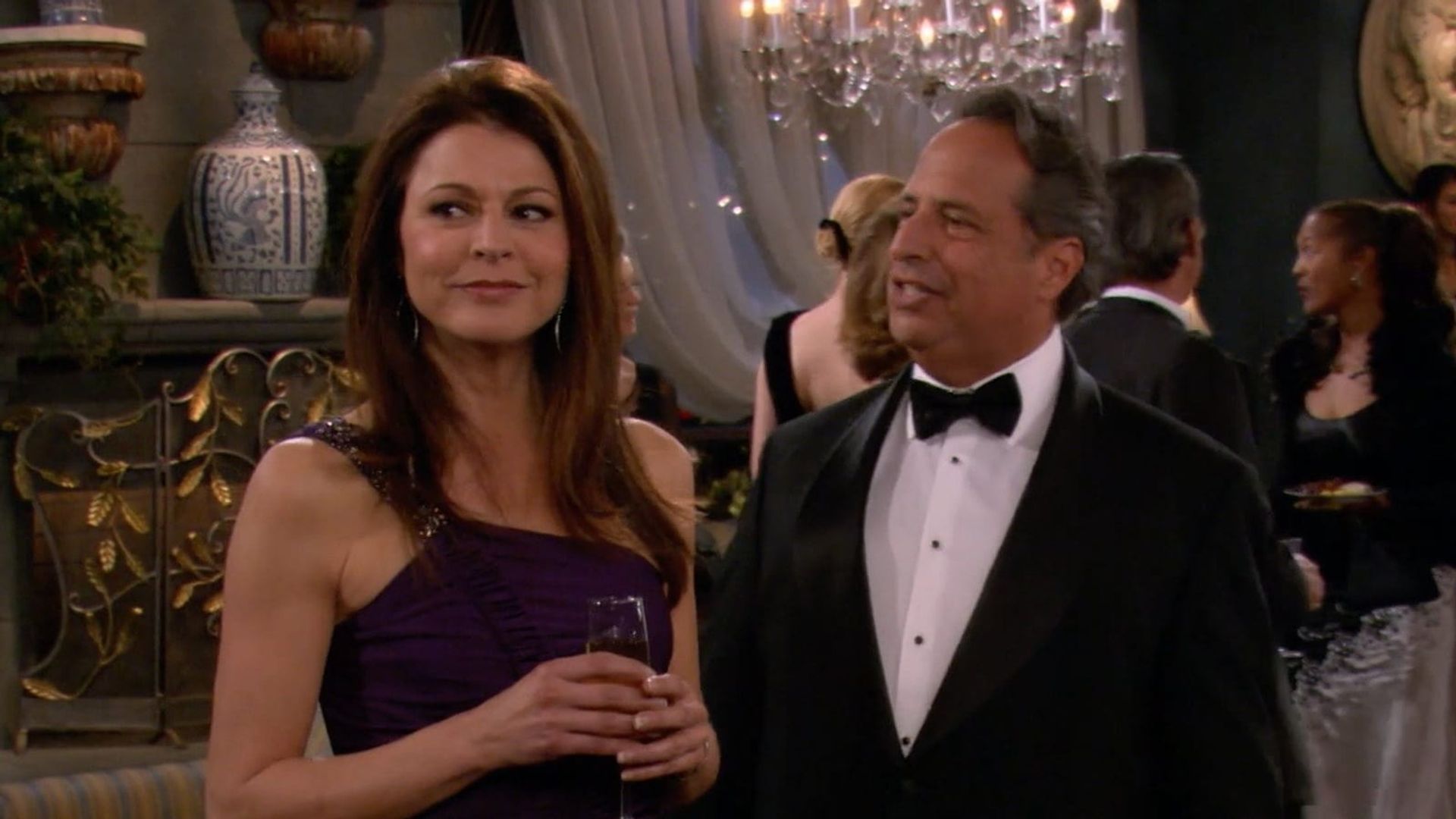Hot in Cleveland background