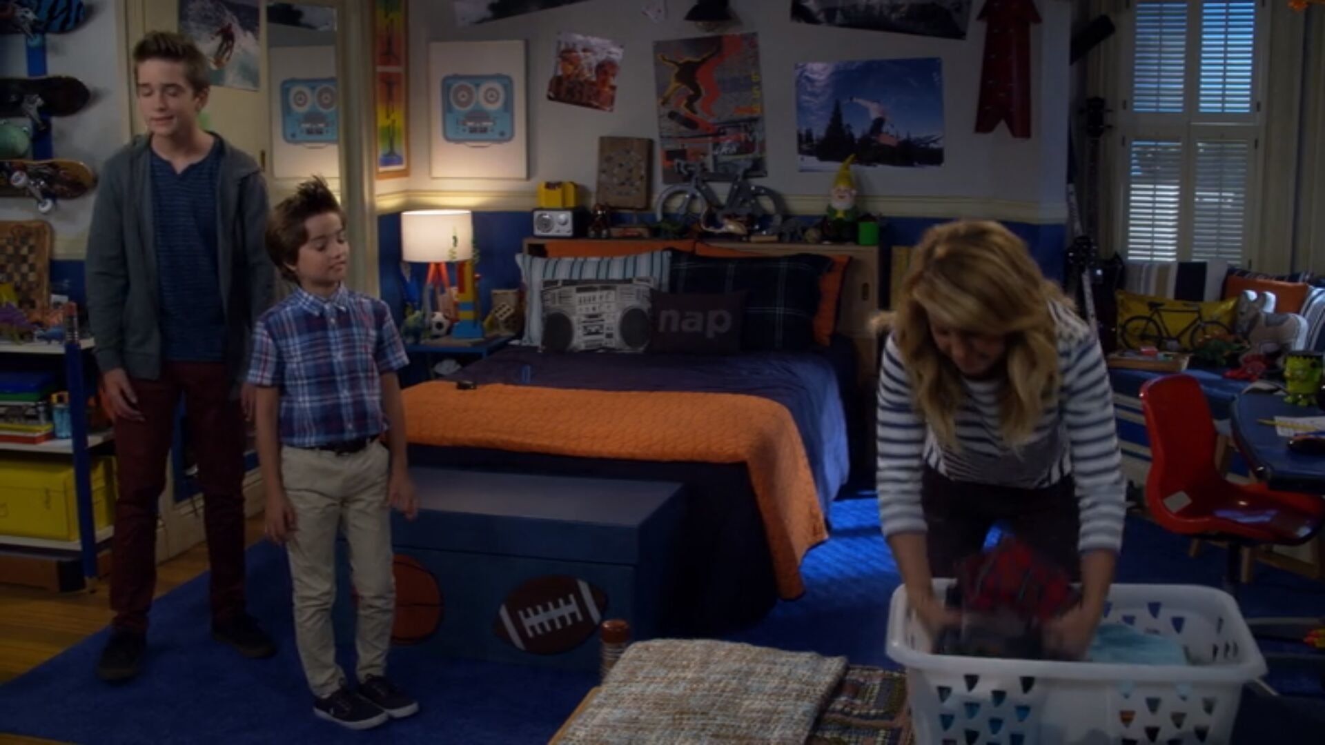 Fuller House background