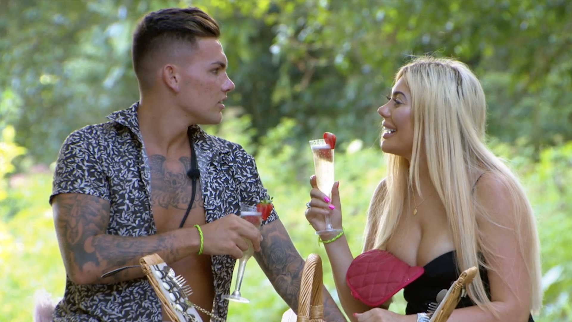 Geordie Shore background