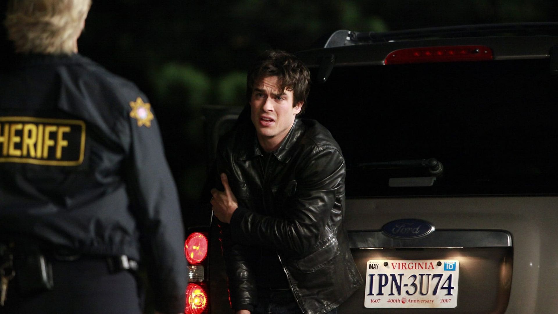 The Vampire Diaries background
