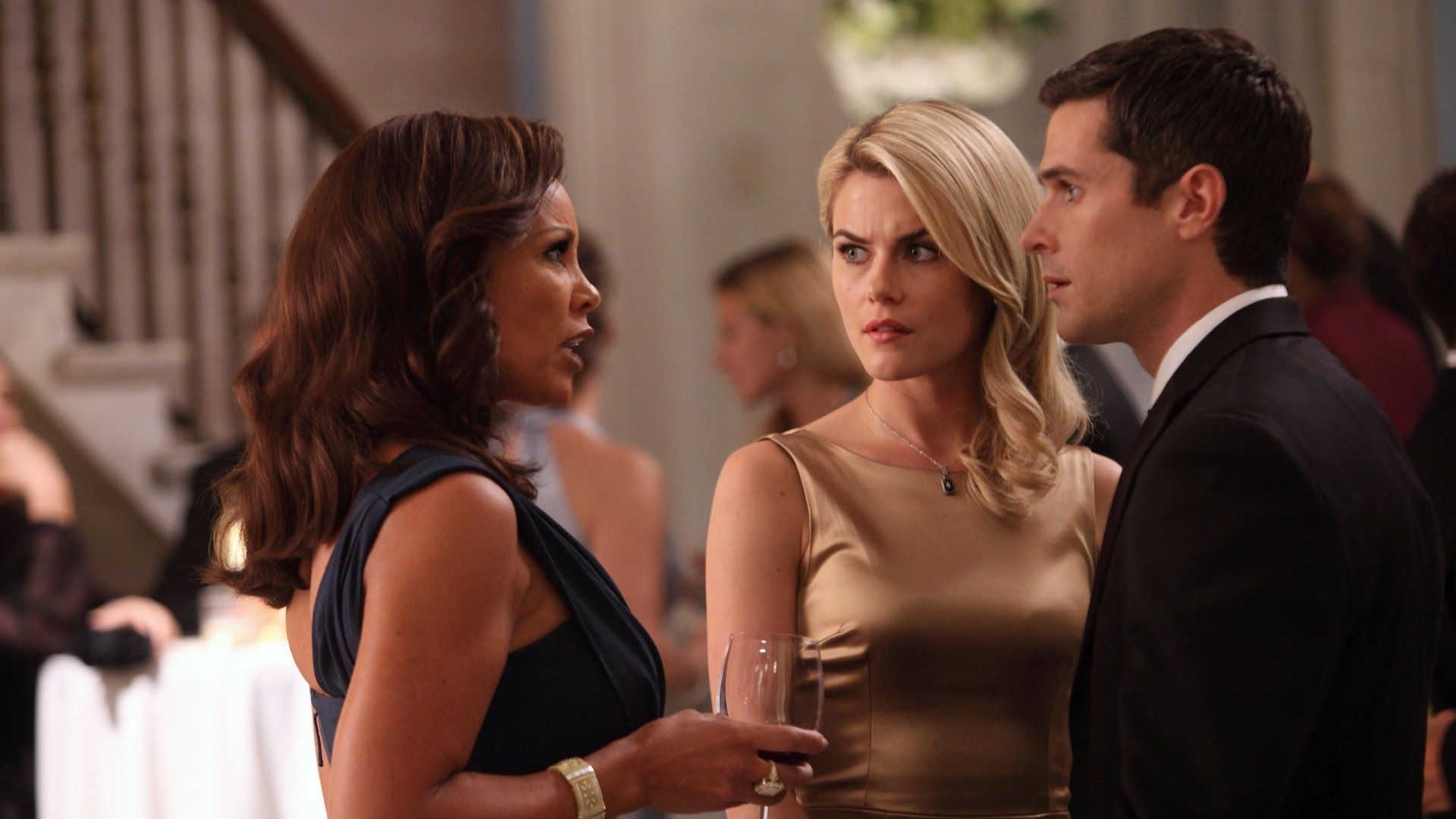 666 Park Avenue background