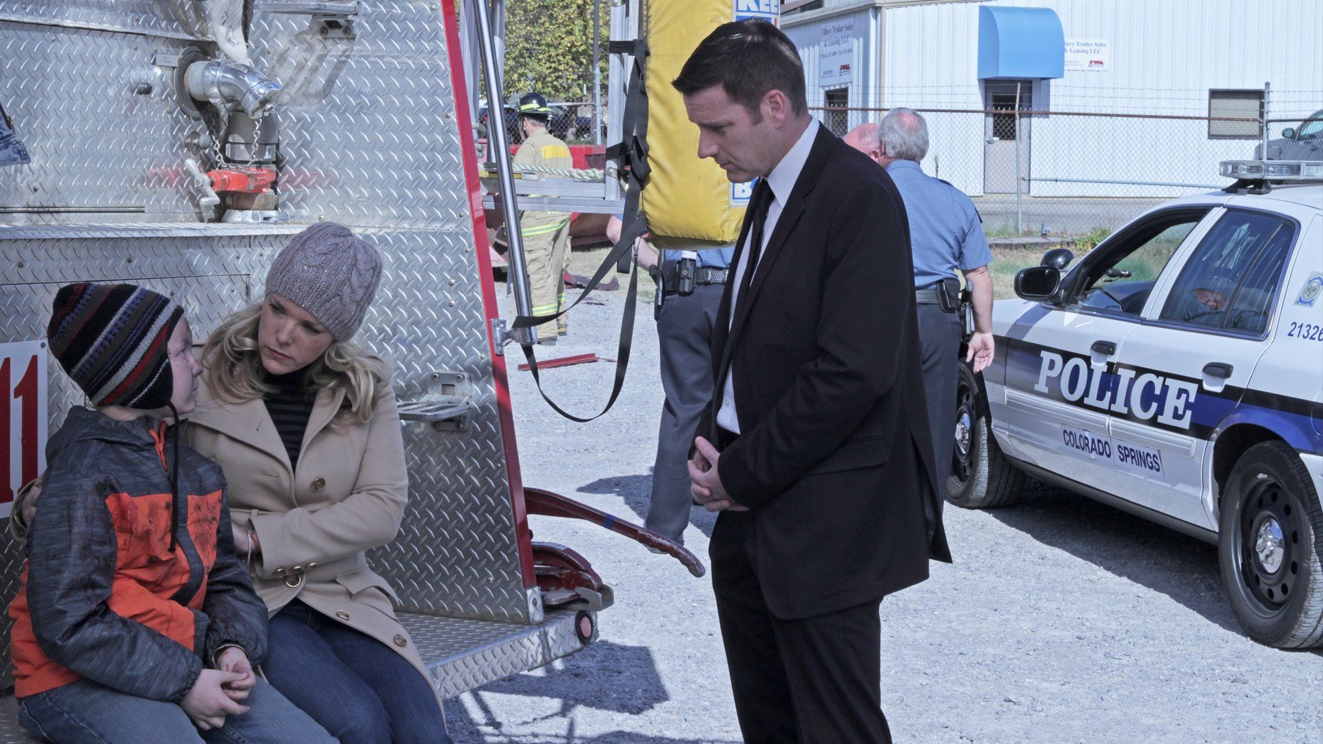 Homicide Hunter background