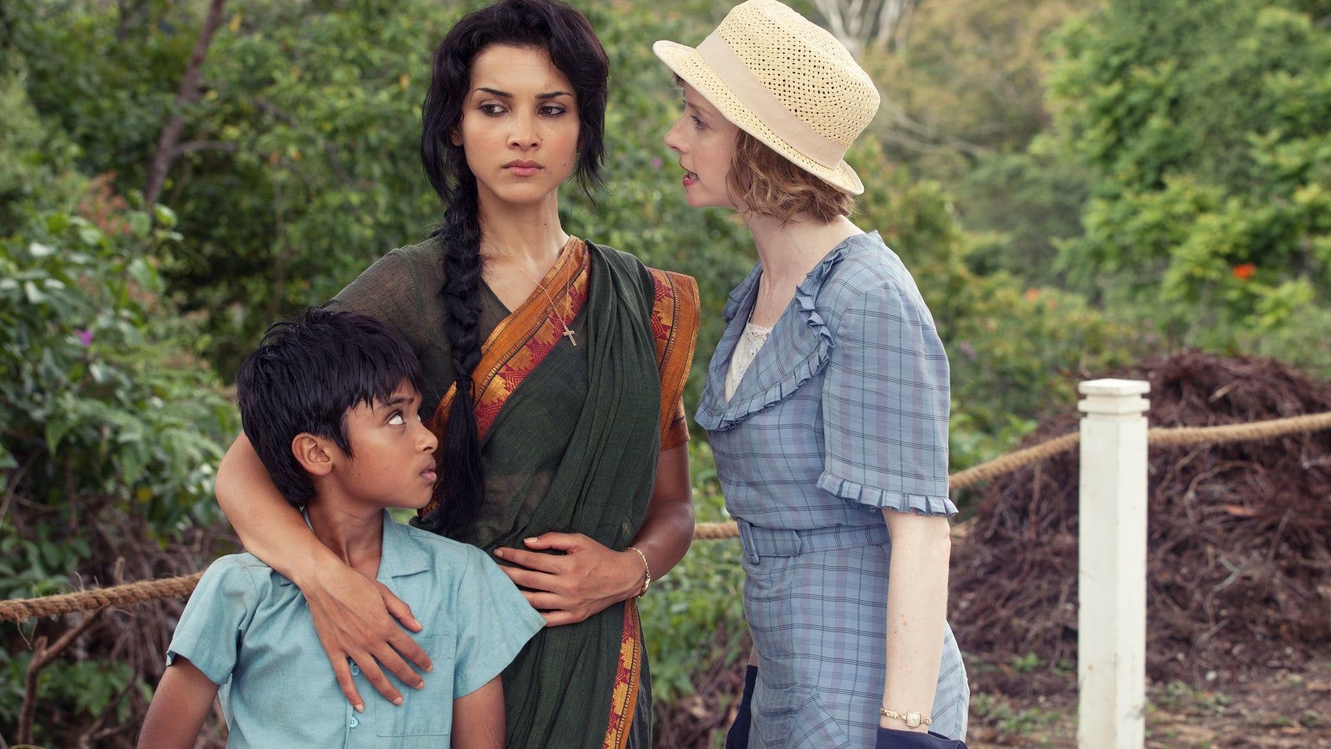 Indian Summers background