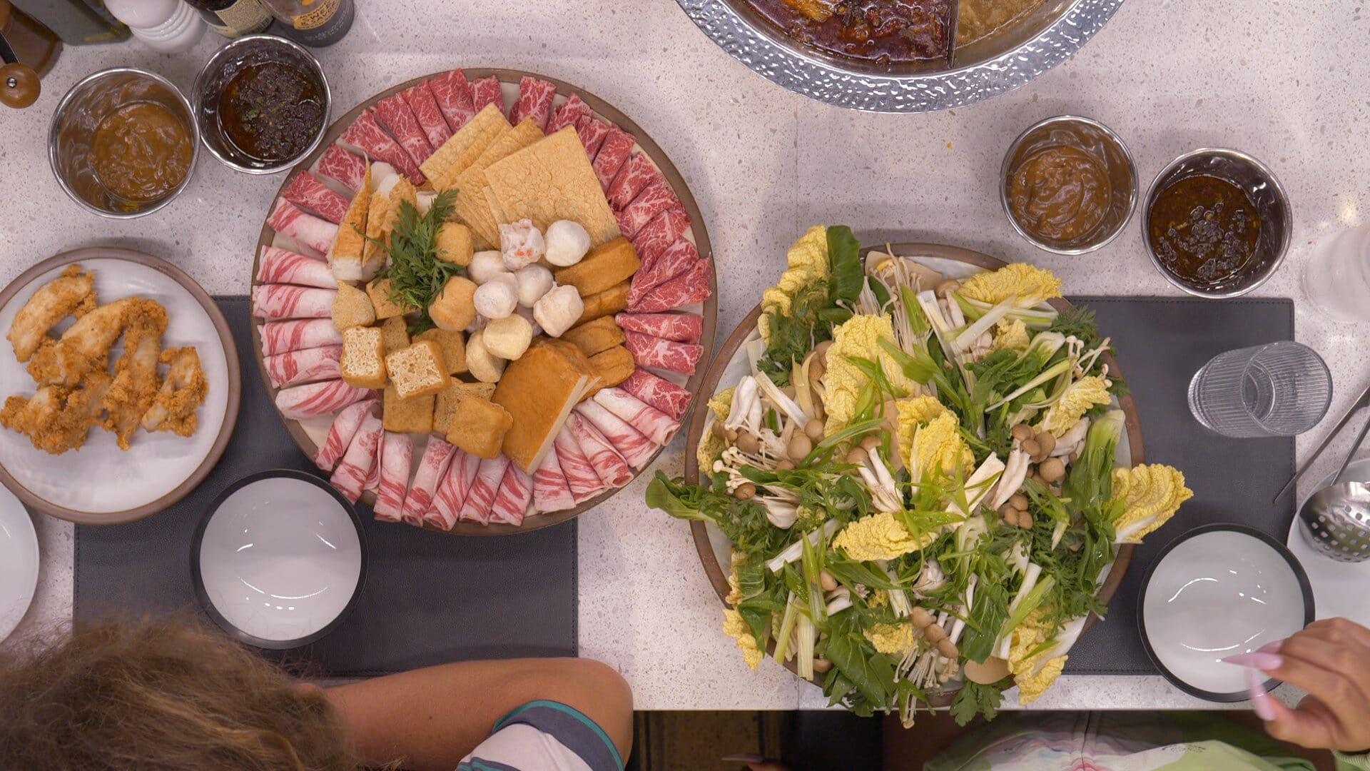 Dinner Time Live with David Chang background