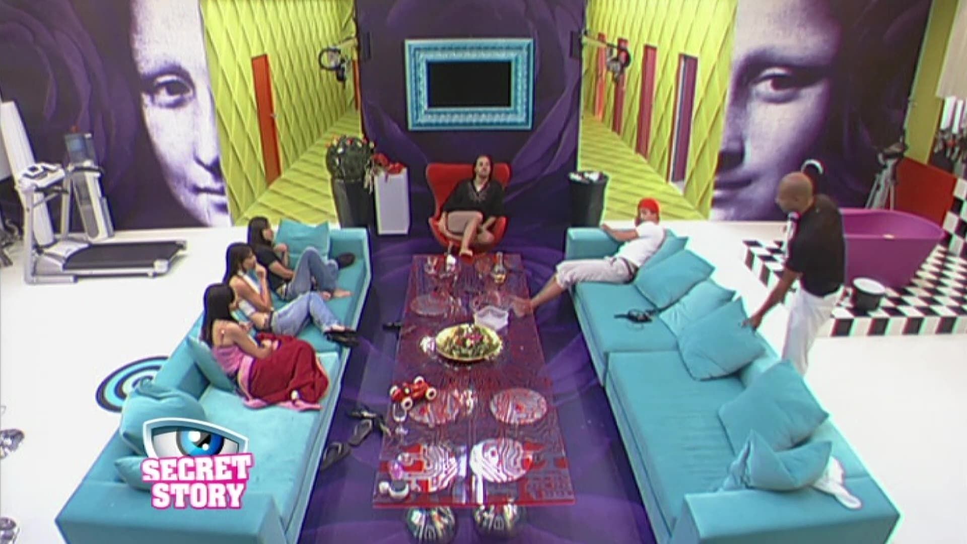 Secret Story background