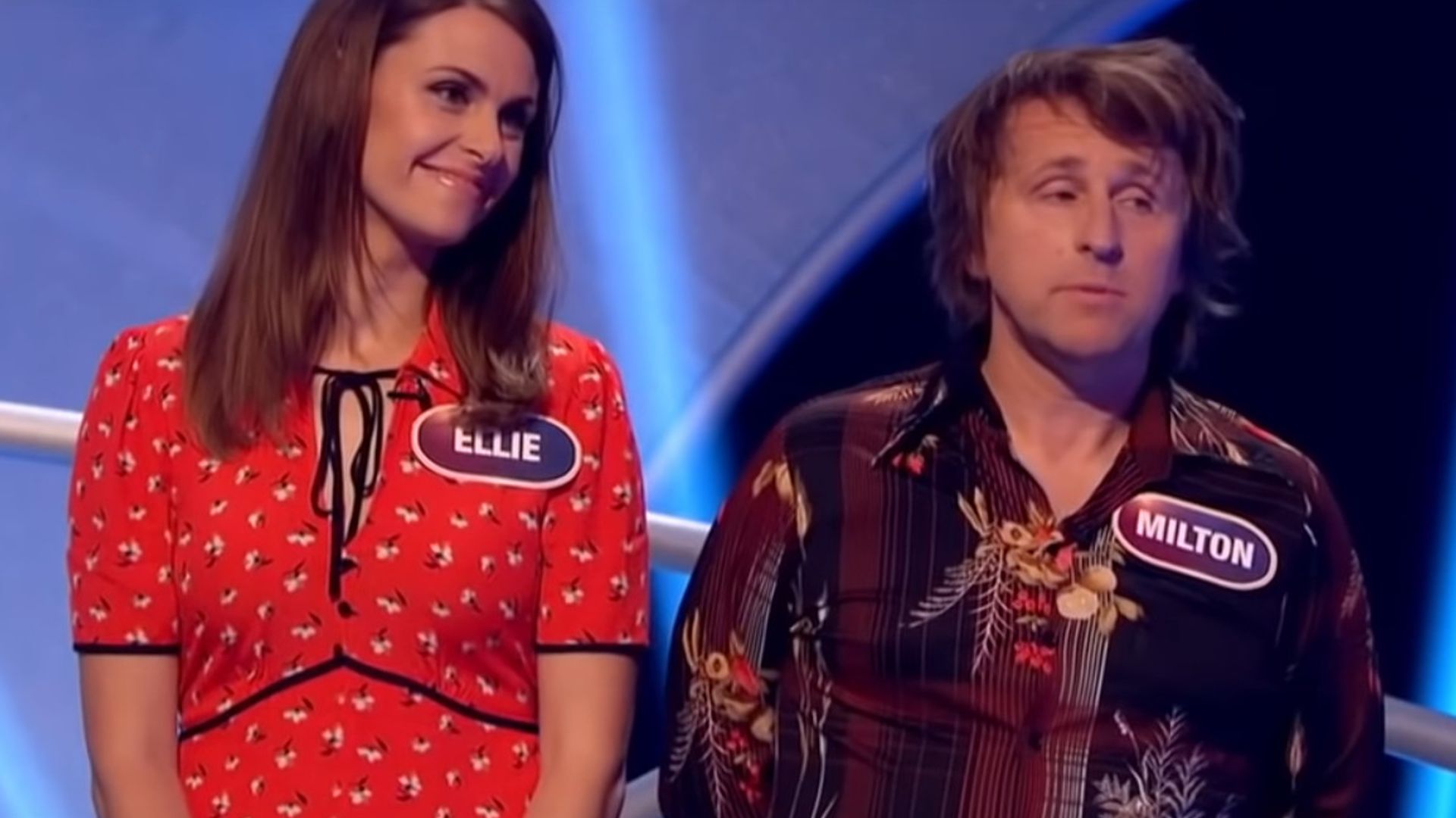 Pointless Celebrities background