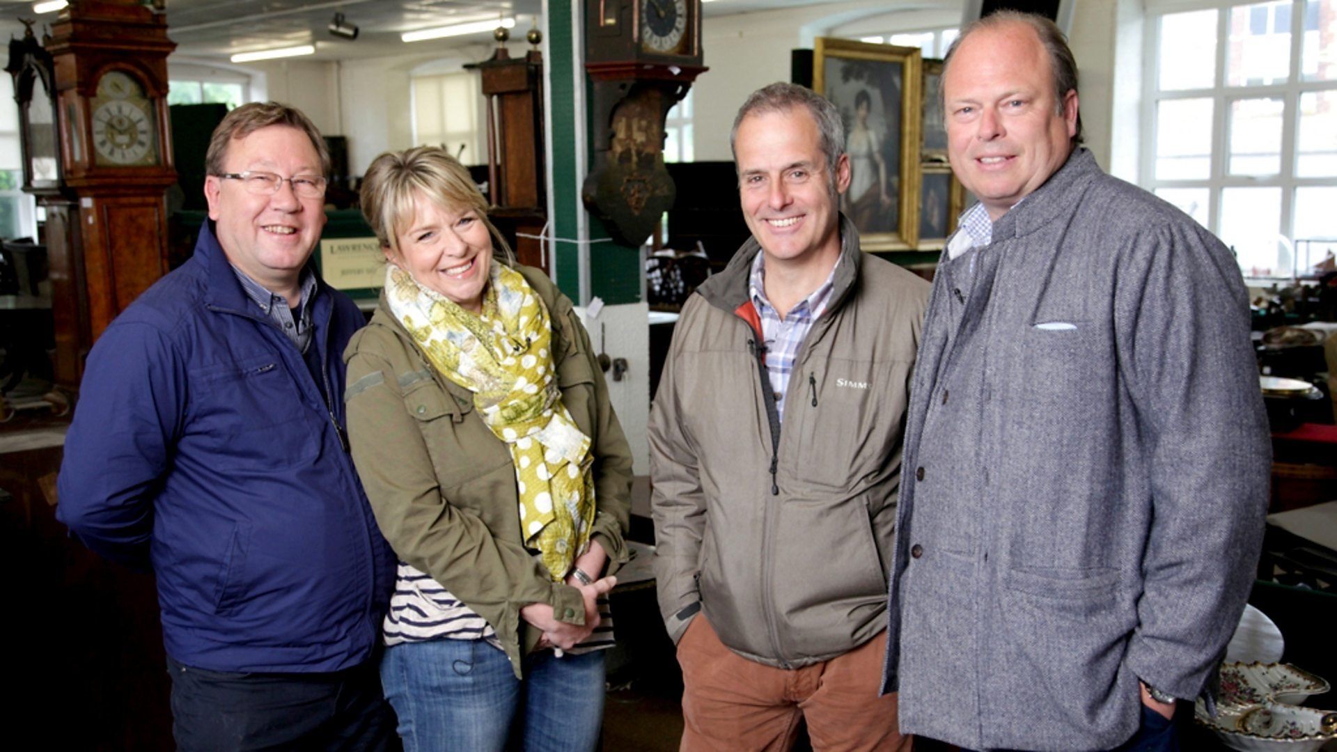 Celebrity Antiques Road Trip background