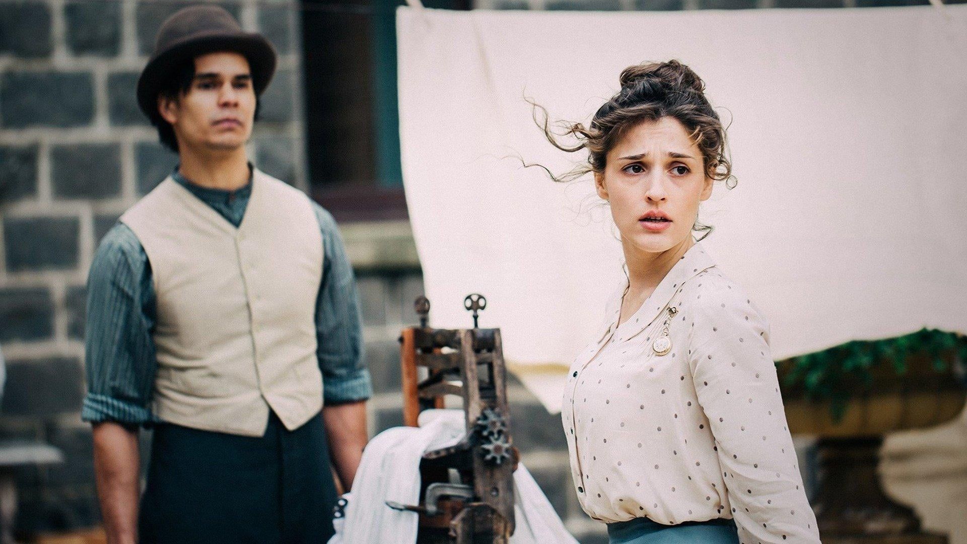 Picnic at Hanging Rock background