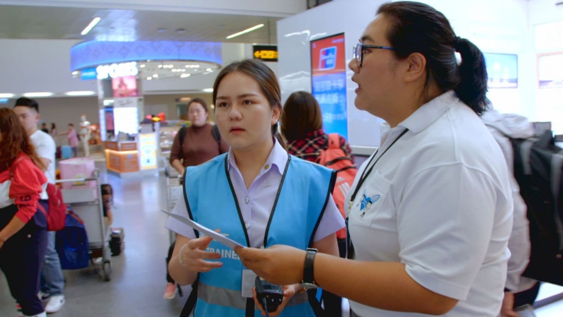 Airport 24/7: Thailand background