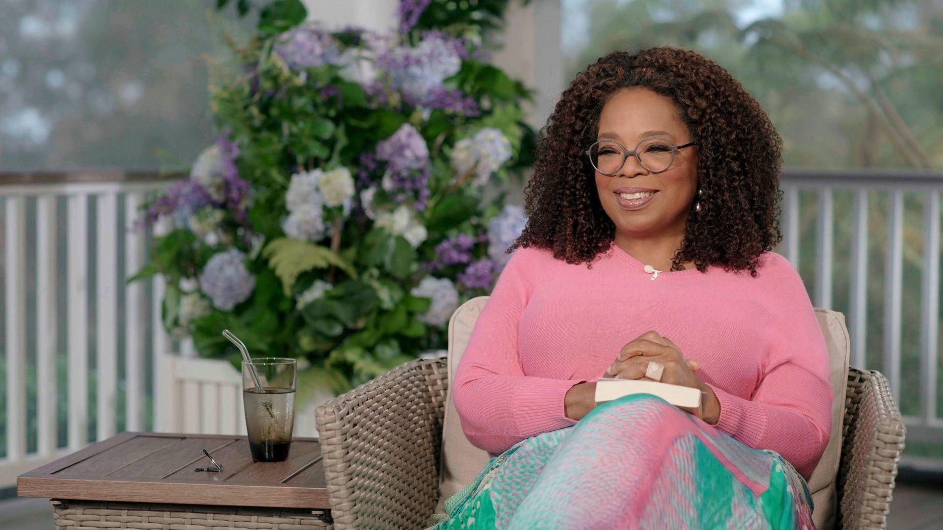 Oprah's Book Club background