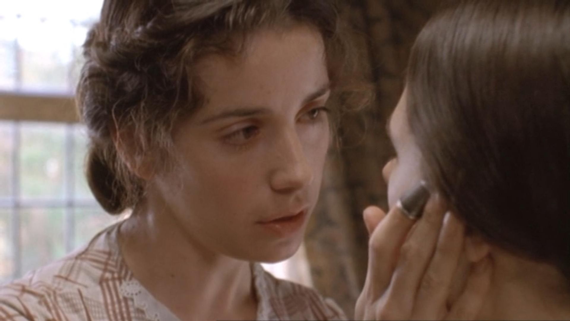 Fingersmith background