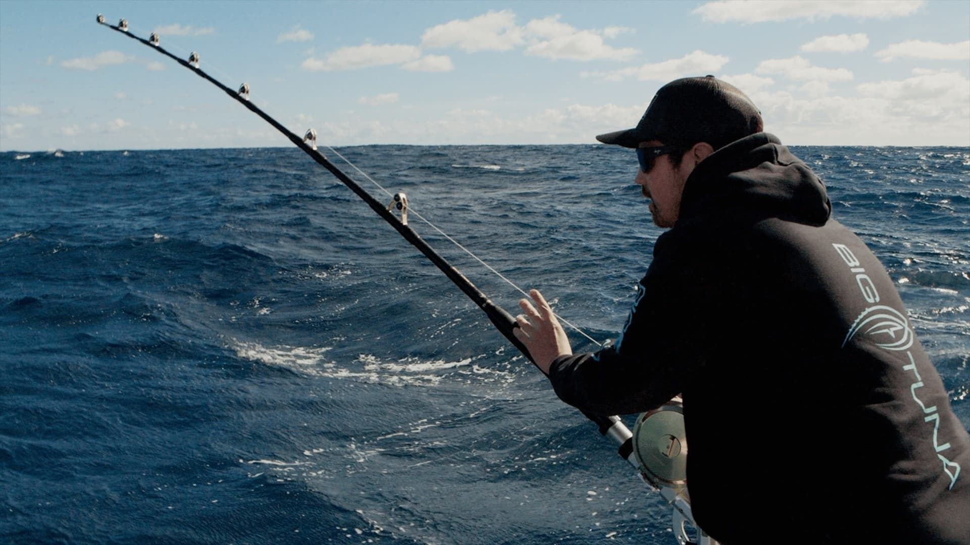 Wicked Tuna: Outer Banks Showdown background