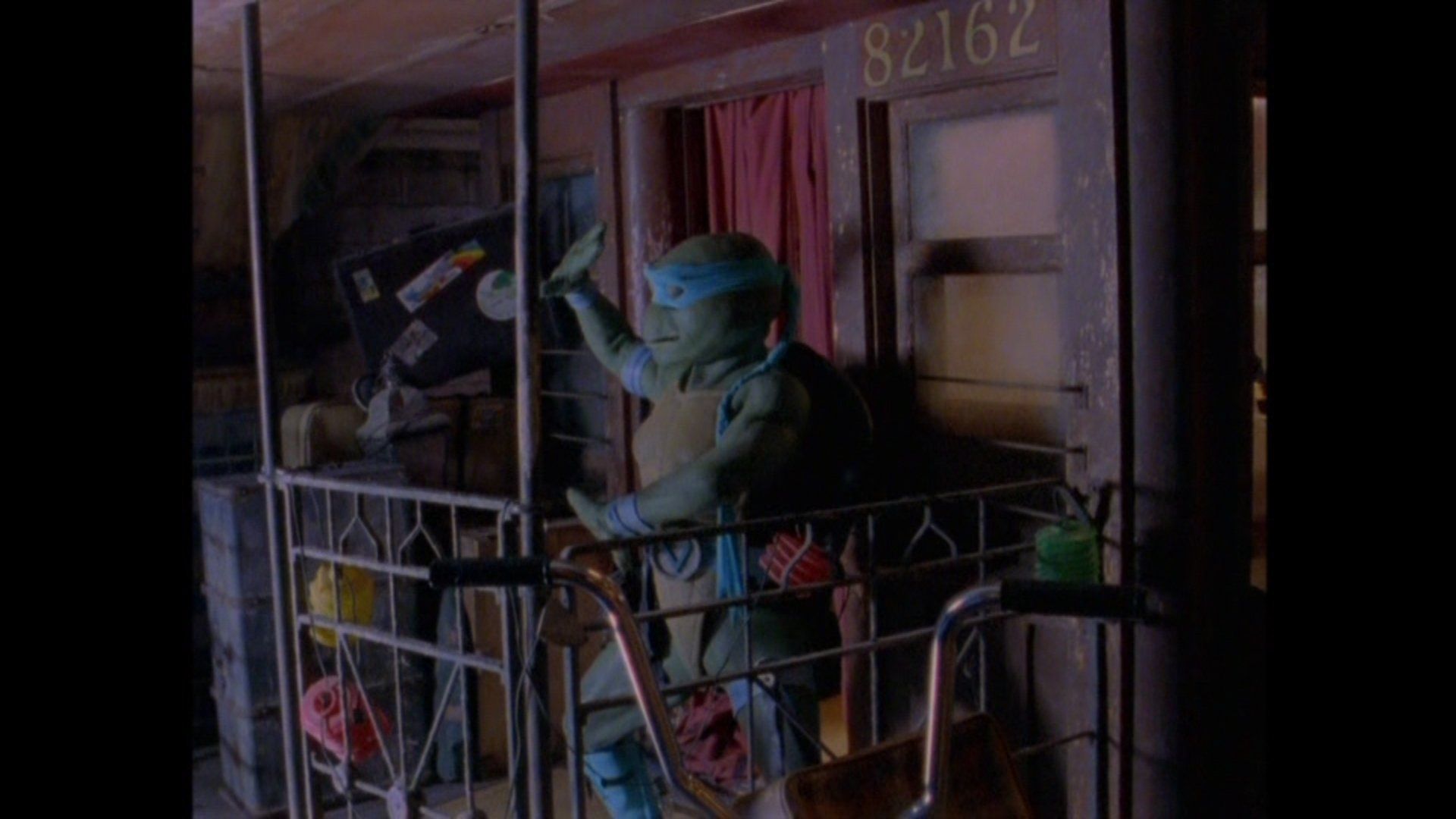 Ninja Turtles: The Next Mutation background