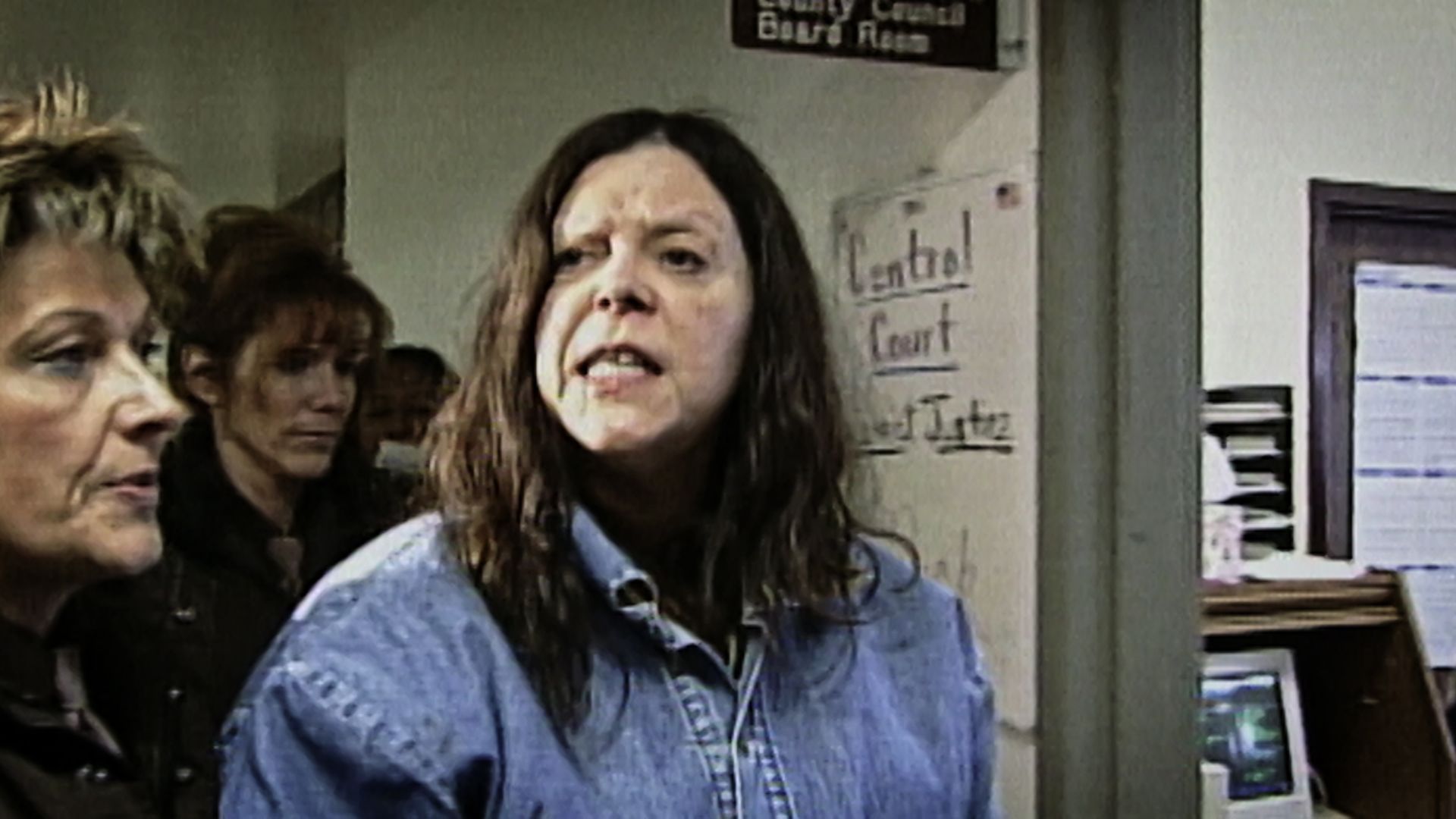 Evil Genius: The True Story of America's Most Diabolical Bank Heist background