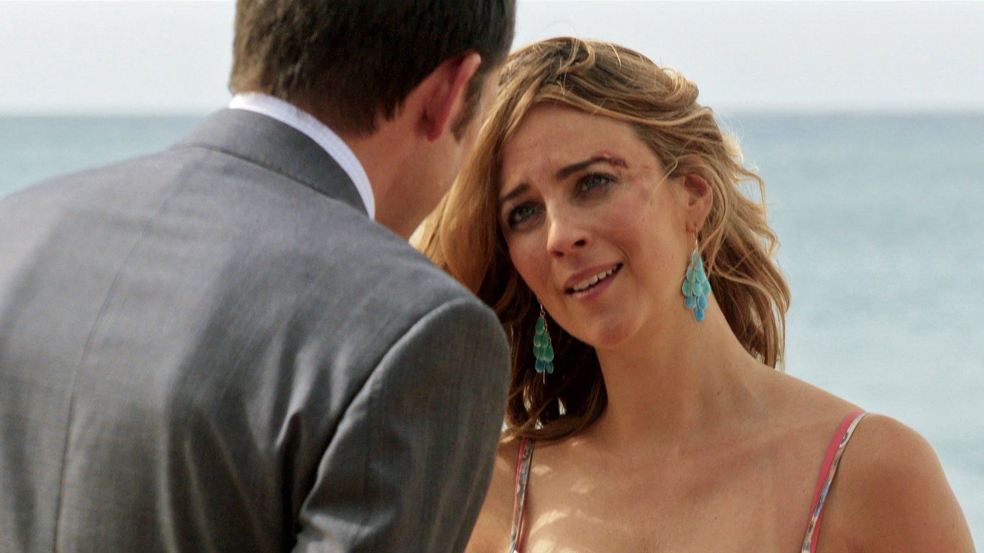 Death in Paradise background