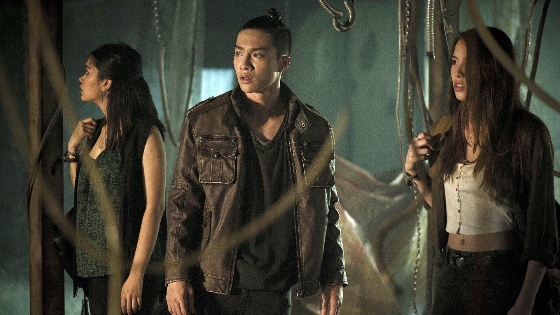 Halfworlds background