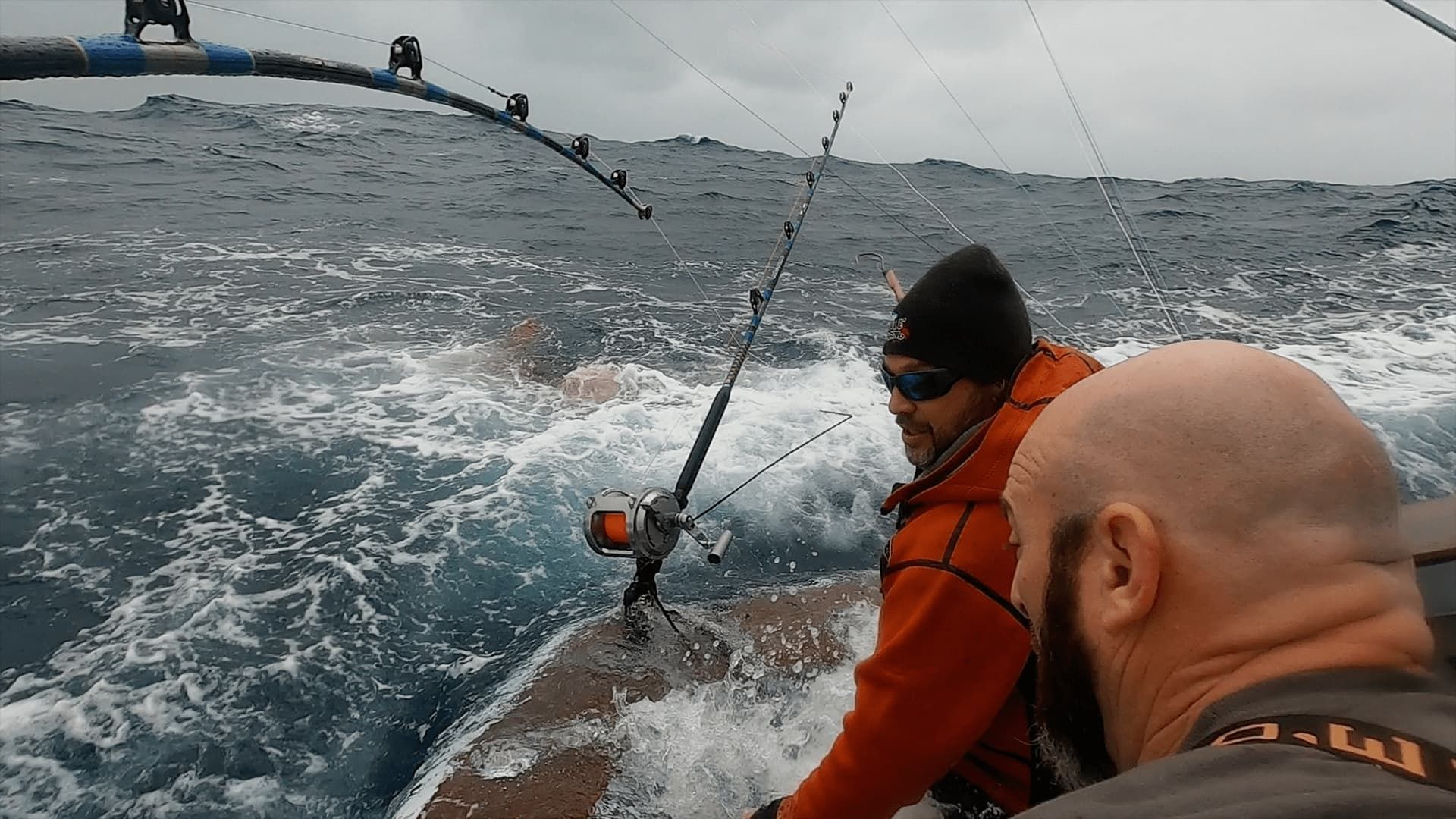 Wicked Tuna: Outer Banks Showdown background