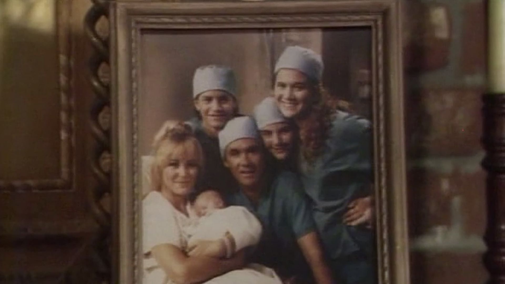 Growing Pains background