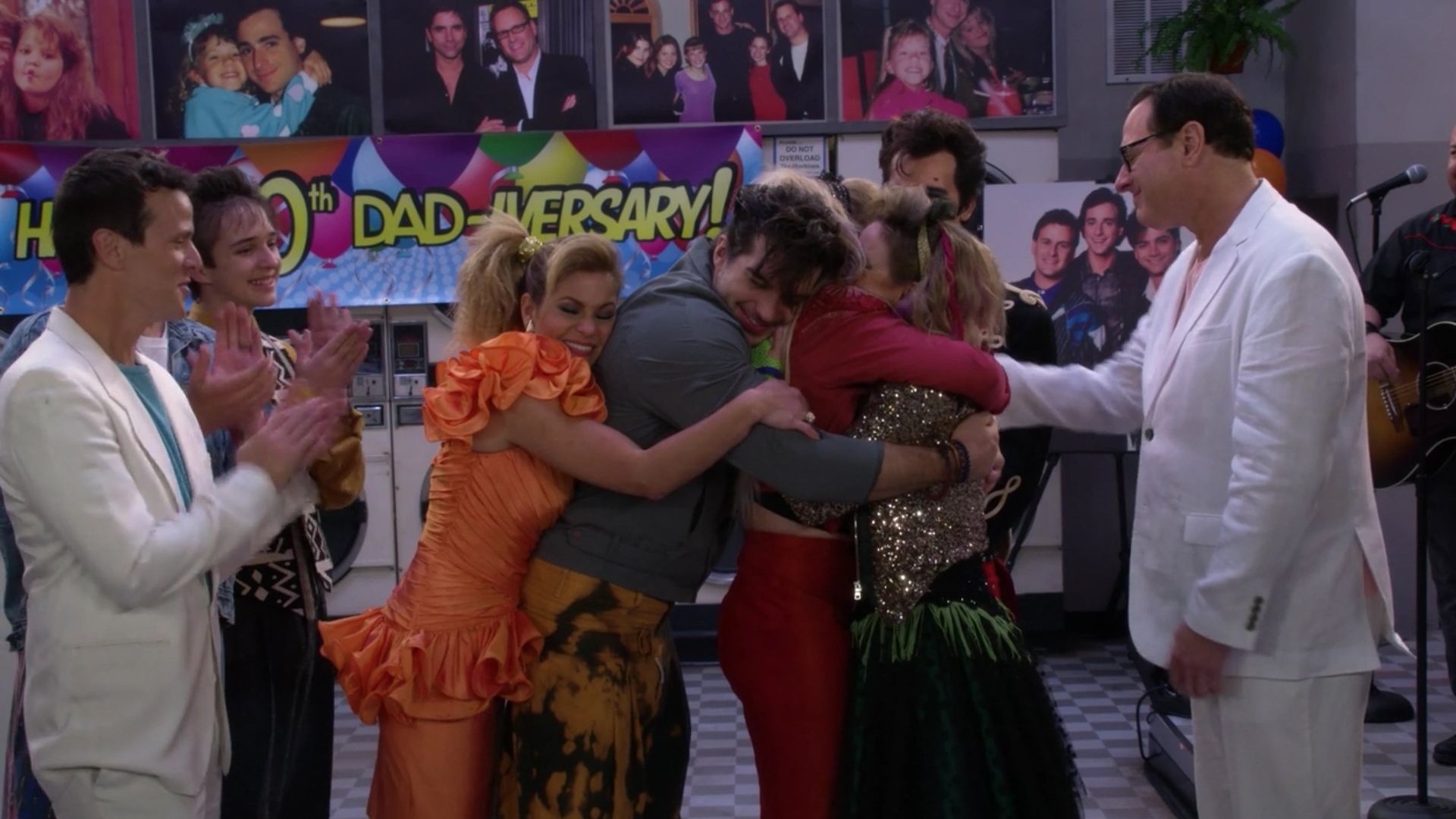 Fuller House background